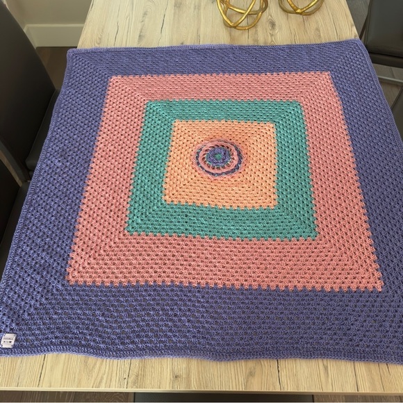 NWT Handmade Crochet Blanket For Baby Girl or Boy or Gift - Picture 2 of 11